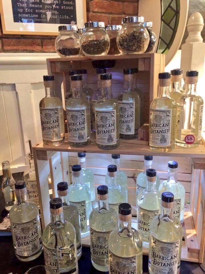 Oddfellows west country gin launch, pics by Amy Laver for www.exploringexeter.com