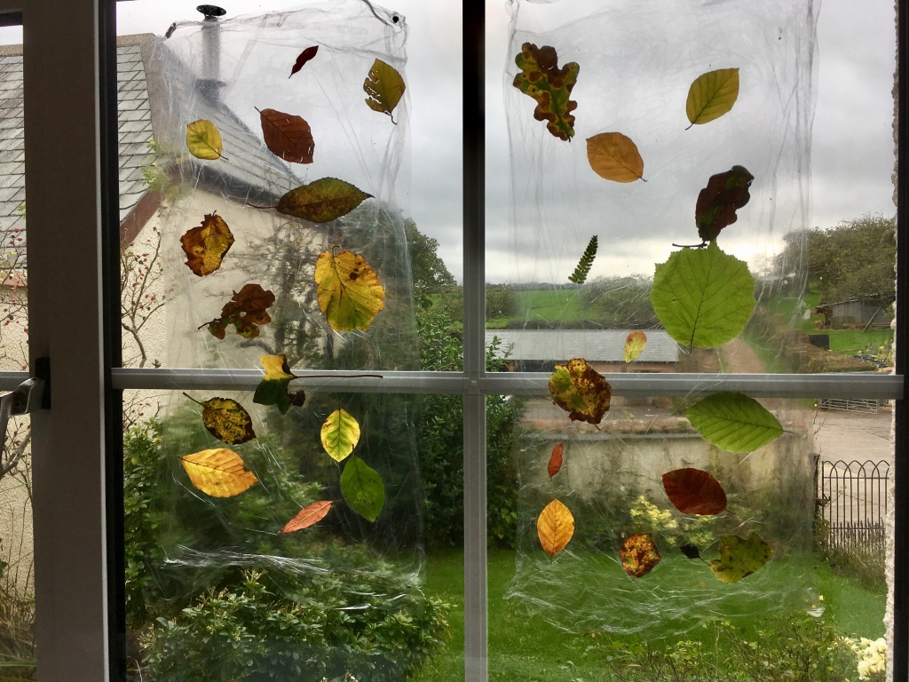 4 fab ideas for Autumn crafting with the kids, by exploring exeter 2017