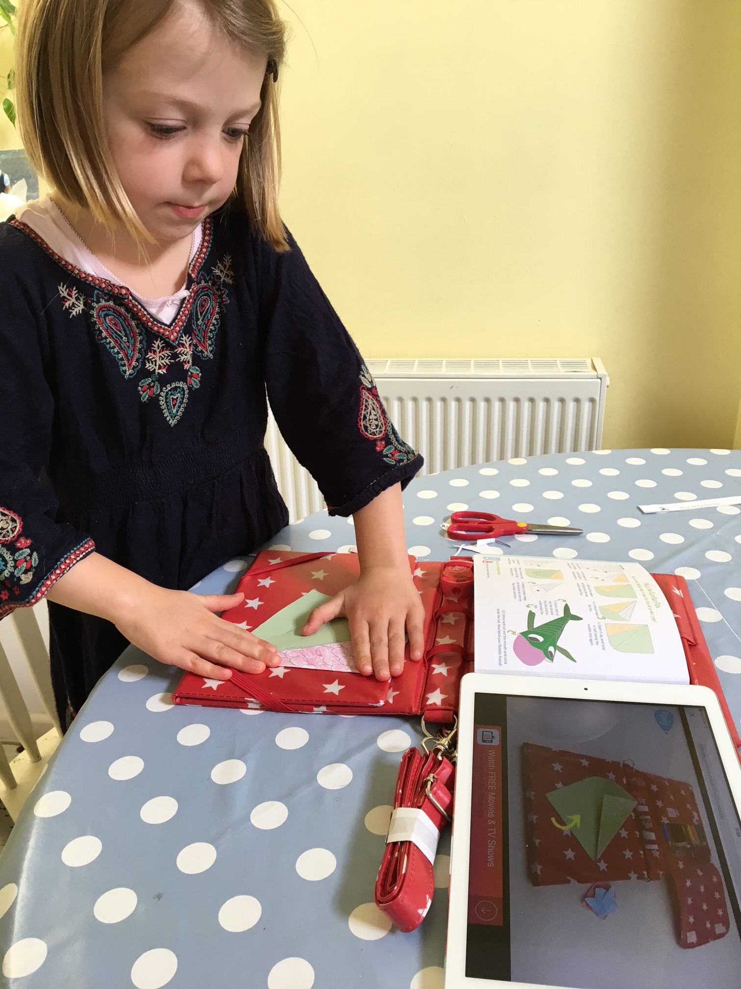 Pipity creates crafty kits to keep the children busy over the holidays (especially on lon journeys). They make the perfect Christmas stocking filler! (Exploring Exeter 2017)