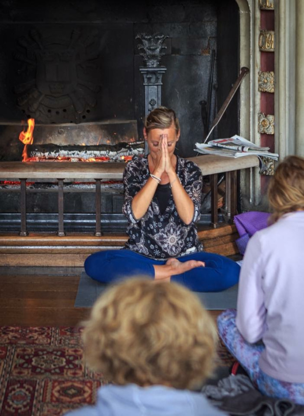 A magical day in Devon of yoga retreat and tree hugging at Powderham Castle, exploring exeter 2019