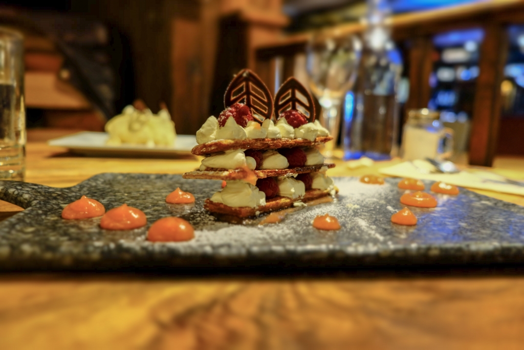 The River Exe Cafe team have taken over The Swan in Lympstone and it gets a thumbs up from us! Exploring Exeter 2019